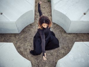 installatie met danse op de Binckhorst