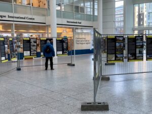 tentoonstelling berlagevlag in atrium stadhuis